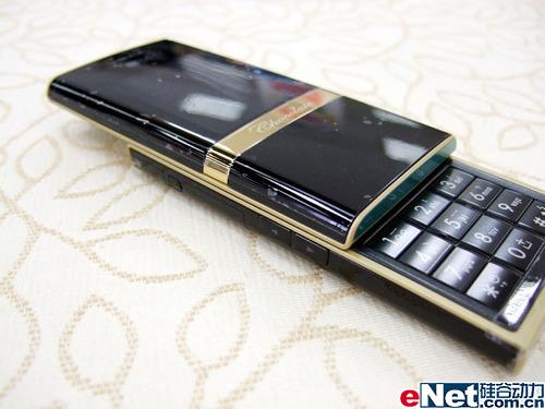 外形很迷人多款主流休闲时尚手机导购(4)