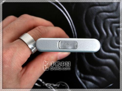 金属超薄锋尚诺基亚6500c银色版评测(2)
