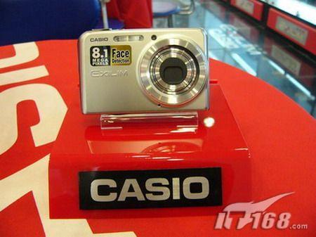 支持拍摄视频卡西欧S880小跌至1580元
