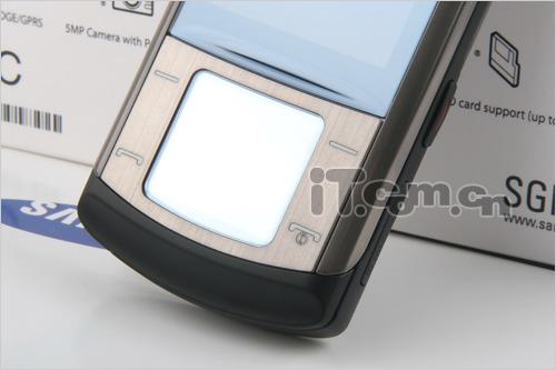 U900