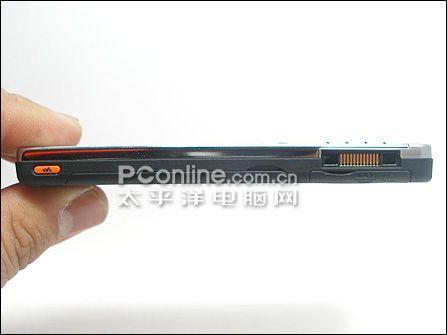 索尼爱立信W880i 致命诱惑索爱金属音乐王W880i卖1099