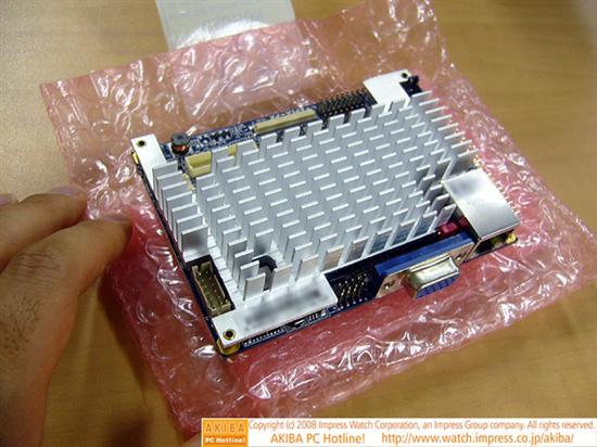 1WTDP全球最小x86主板在日本秋叶原发售