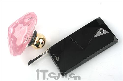 Ⱥ��iPhone���ڸ߹�ע���콢�ֻ�һ��(2)