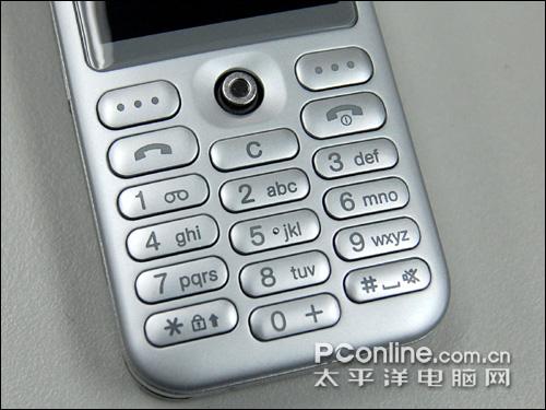实惠之选三星小巧拍照手机E590卖699