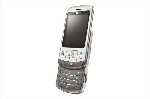 ����Ӱ�۵ǳ�LG��800�������ֻ�KC780