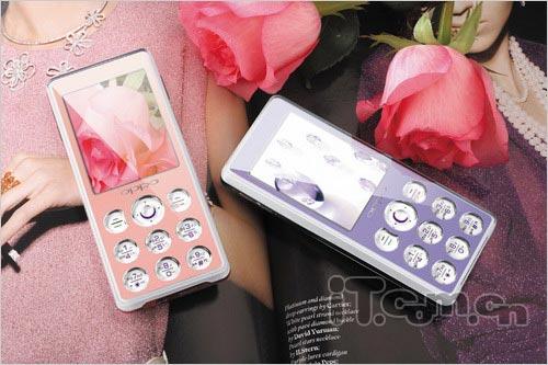 诱惑难挡OPPO果冻手机A109卖1149元