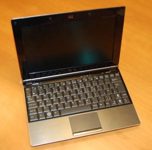华硕Eee PC 1002HA新本真机亮相(图) 上周新本回顾金融寒冬下产品更新急降(3)