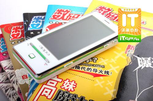 3.2英寸宽屏OPPO双无损音乐机T9评测