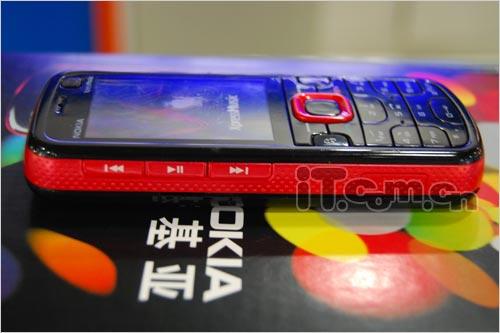 智能影音游戏 诺基亚5320XM仅售1400元_手机