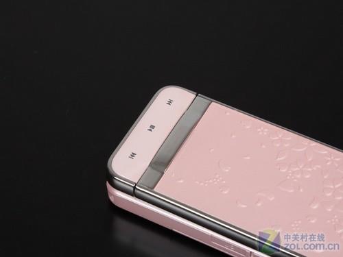 完美结合 粉色联想旋屏S700魅力图赏_手机