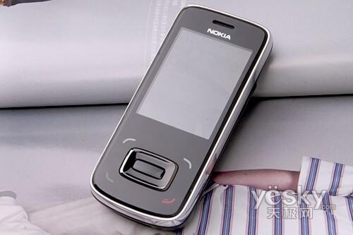 商务风尚 经典设计 天翼诺基亚8208真机图赏