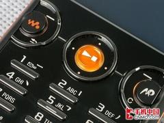 ��ֵ���ֻ� ���ᰮ����W610i����ǧԪ 