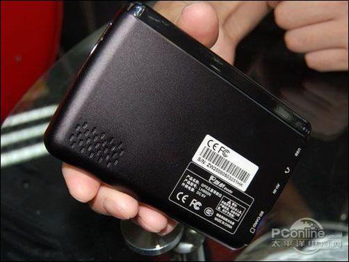 4.3英寸高耐磨液晶屏幕 E路航LH900仅790