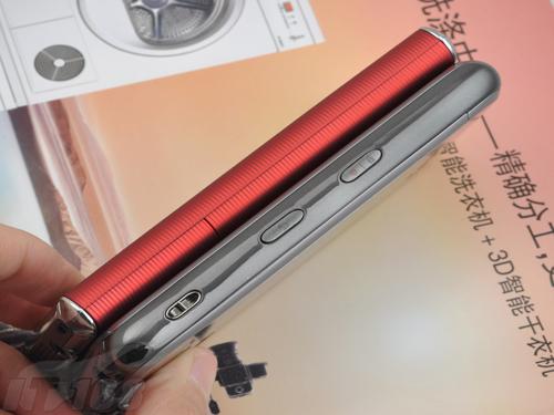 OMS巅峰摩托罗拉MT710对比LGGW880(2)