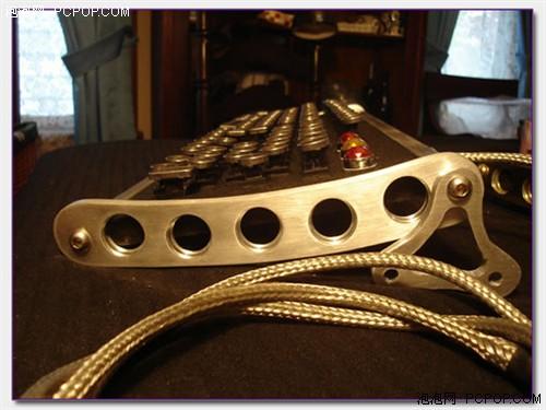 复古键盘超惹眼!键鼠焦点新闻TOP 10_硬件