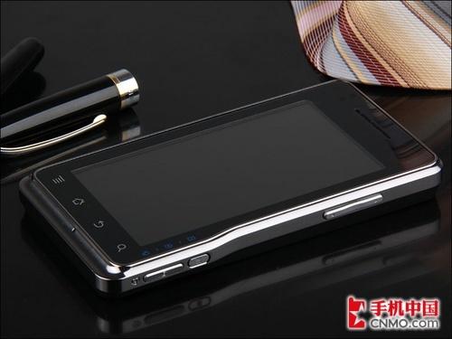 血拼Milestone 摩托罗拉XT701低价到货 血拼Milestone 摩托罗拉XT701低价到货
