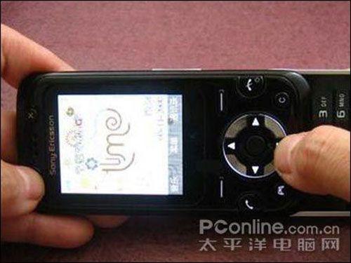 索尼爱立信 F305
