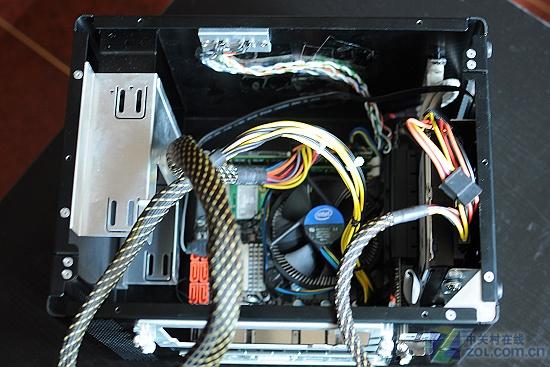 蜗居族奢侈之选 编辑实战10㎡陋室HTPC_硬件