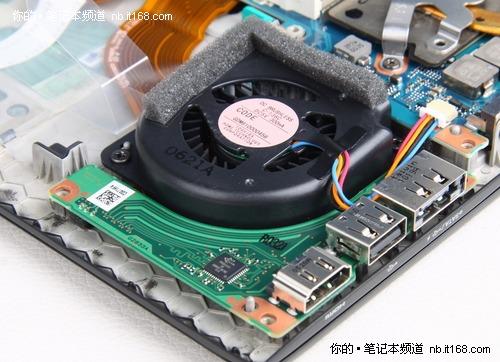 70张大图完全拆解东芝R700分析报告(4)_笔记本