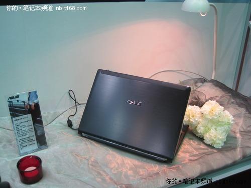 华硕商务新品亮相广州教育装备展览会