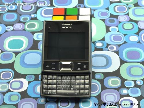 奇特的方块全键盘造型