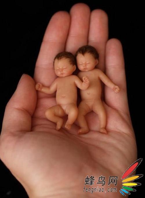 惹人怜爱的超萌婴儿微雕 