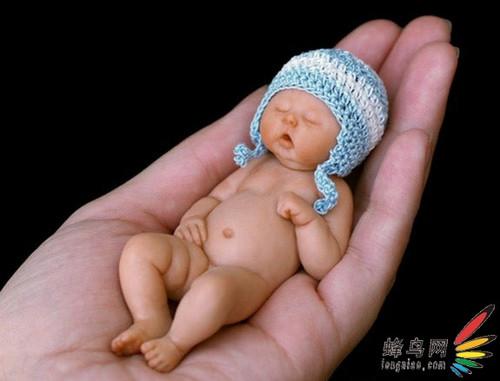 惹人怜爱的超萌婴儿微雕 