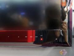 2.93cm超薄机身！LG 42LE5500液晶上市