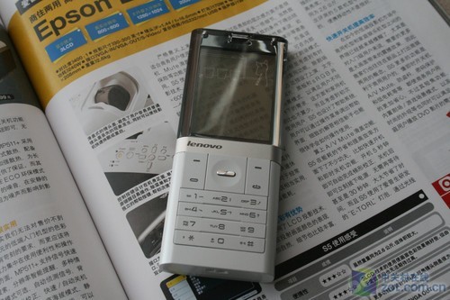 彩色透明屏幕 联想S800今日大降100元_手机