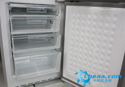 夏日也能快速制冰超强冷冻力冰箱推荐