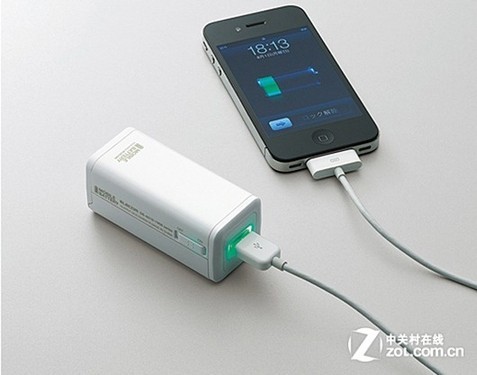 外出1年都不怕 最新AA型iphone4充电器_硬件