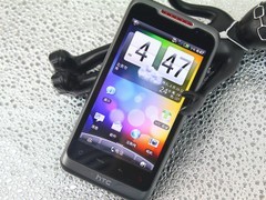 HTC 纵横 黑色 正面图 