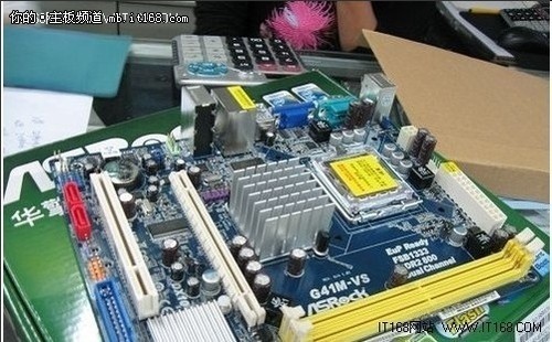 �߶�Ʒ�ʾ�ϸ���� ����G41M-VS3��366Ԫ