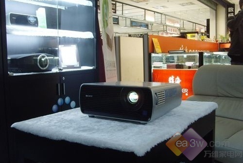 狠降500元 索尼EX120投影机仅售4499元