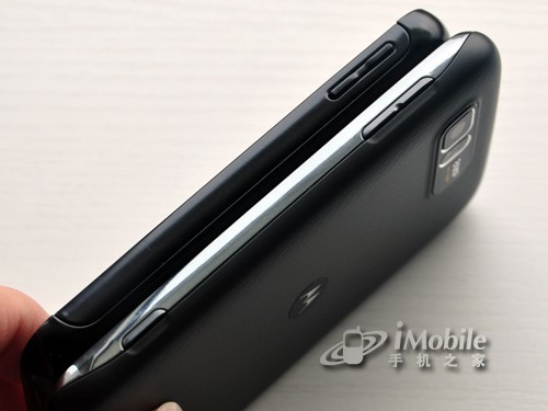 六项升级摩托罗拉ME865与ME860对比(2)