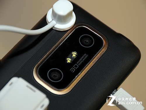 霸气3D双摄像头 HTC夺目3D X515d真机体验