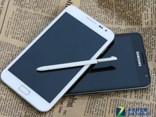不一样的大气 白色款三星I9220真机图