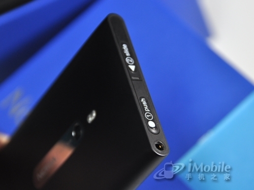 1.4GHz处理器WP7系统诺基亚800评测