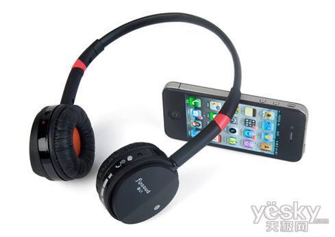 春运漫长车途听歌看电影 无线耳机更方便_硬件