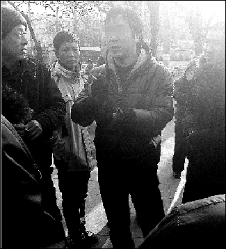 ����ƻ�����Ŷ�����iPhone4S�����߾ų����ж�