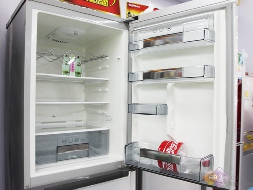 美菱世博特许冰箱 高效压缩技术保证