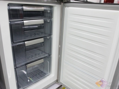 美菱世博特许冰箱 高效压缩技术保证