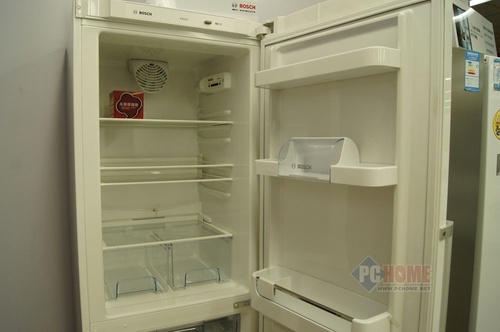 点击查看本文图片 博世 KKV25128TI - 光温平衡技术 博世双开门冰箱仅售3K5