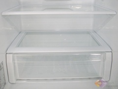 С����󽵼� LG���ű���ֱ��800Ԫ