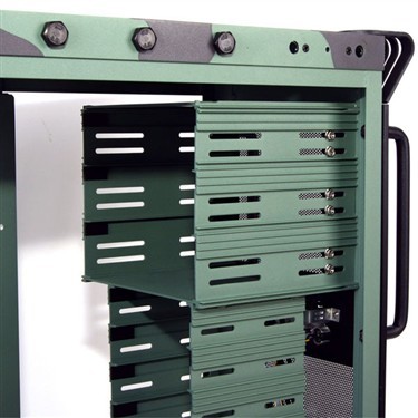 很吸引人眼球 雷德曼海豹突击队机箱_硬件