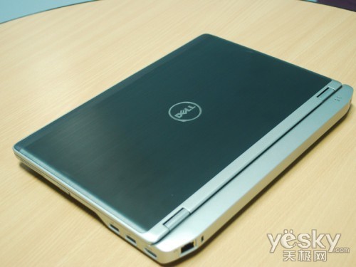 超便携强力商务 戴尔Latitude E6220评测_