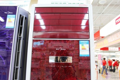 K180红火亮相 美的新品立柜空调抢先赏