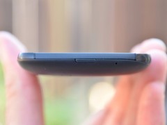 HTC  XE 