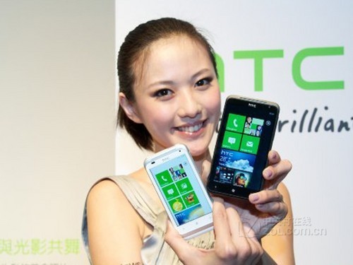 һ· 4.7HTC Titan1799Ԫ 