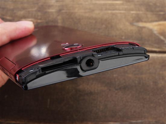 外形简约精致 索尼Xperia LT28h美图_手机